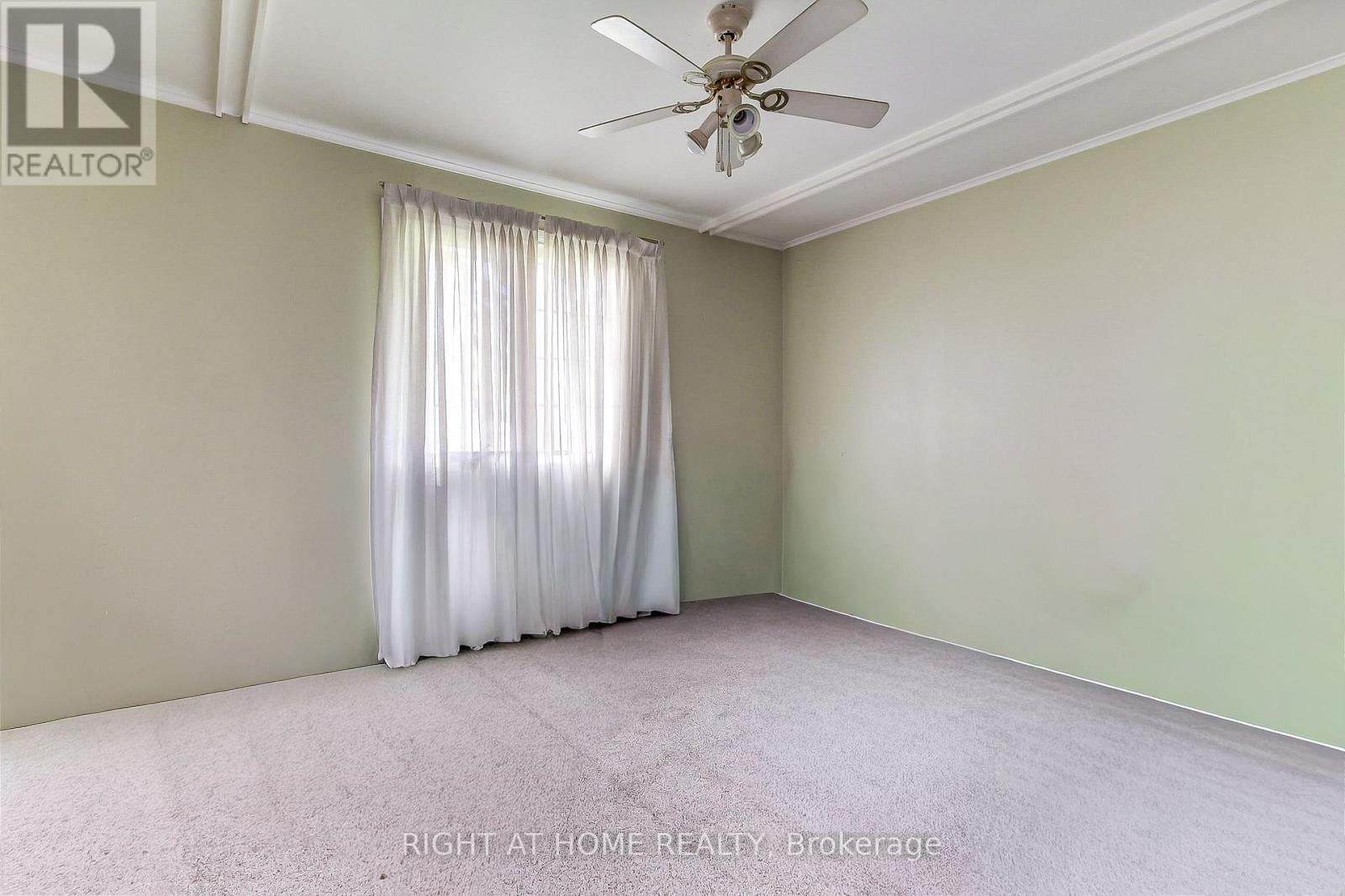 1384 Graham Side Road Property Photo 11