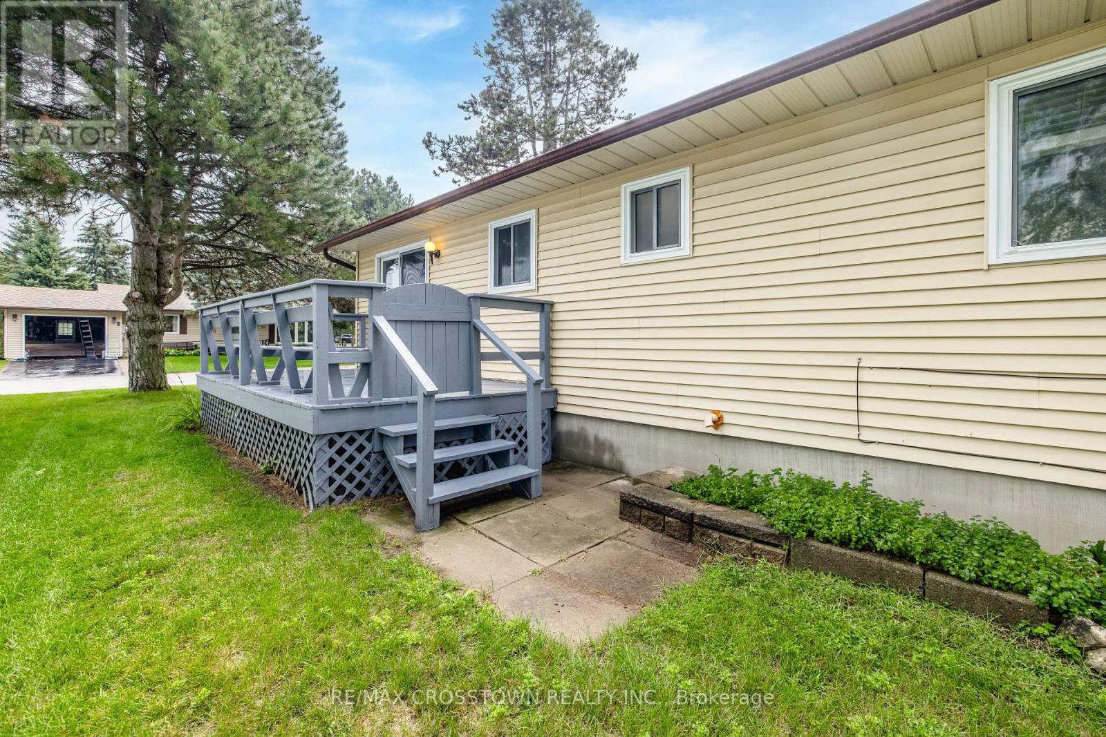 92 Tecumseth Pines Drive Property Photo 32