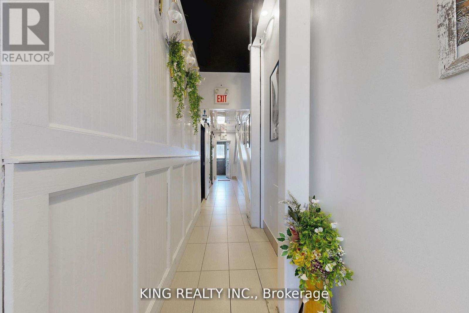 17 - 3175 Rutherford Road Property Photo 20