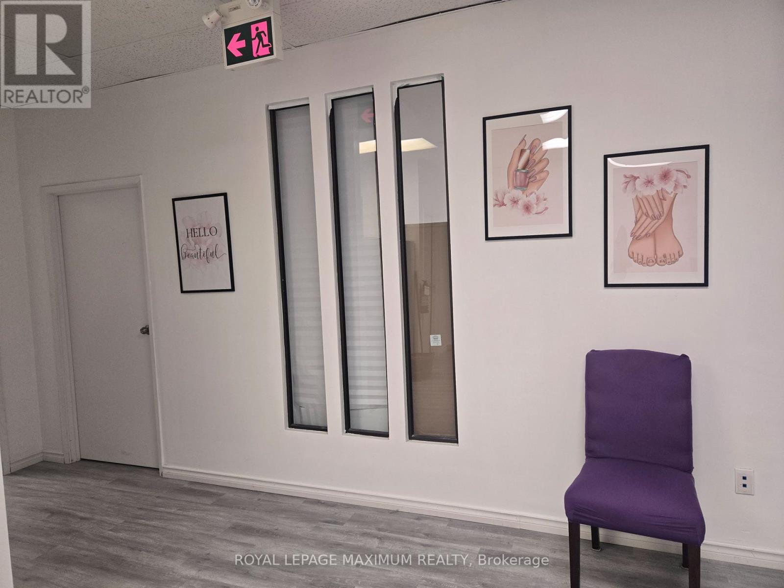 C10 - 4220 Steeles Avenue W Property Photo 40