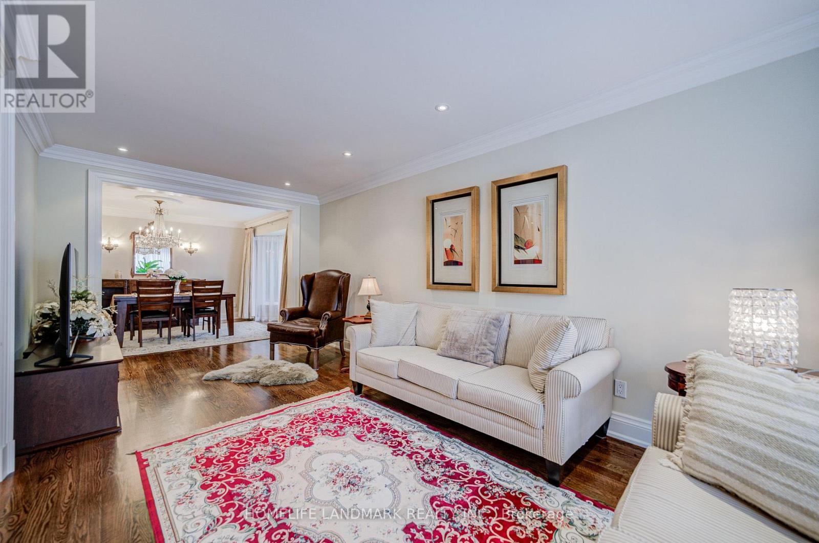 37 Maimonides Court Property Photo 6