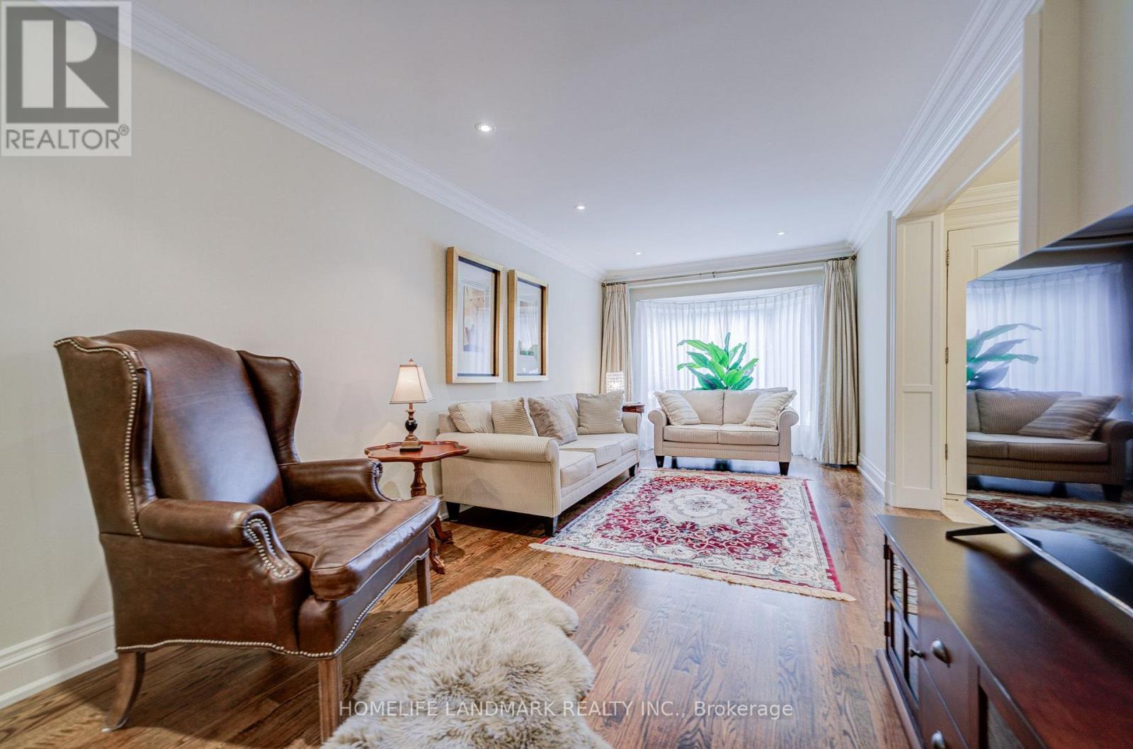 37 Maimonides Court Property Photo 8