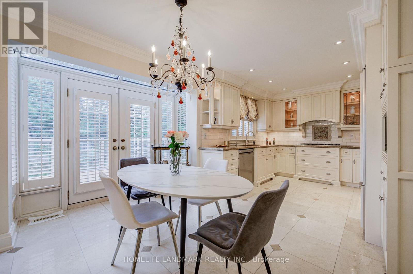 37 Maimonides Court Property Photo 16
