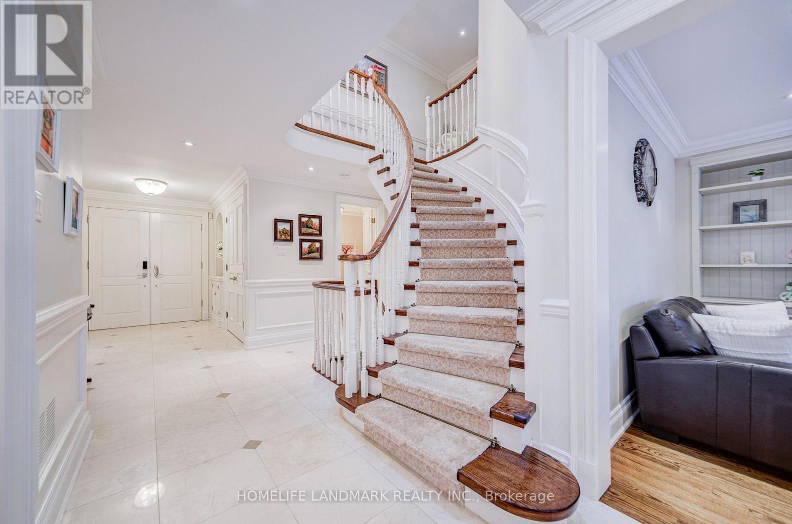 37 Maimonides Court Property Photo 24
