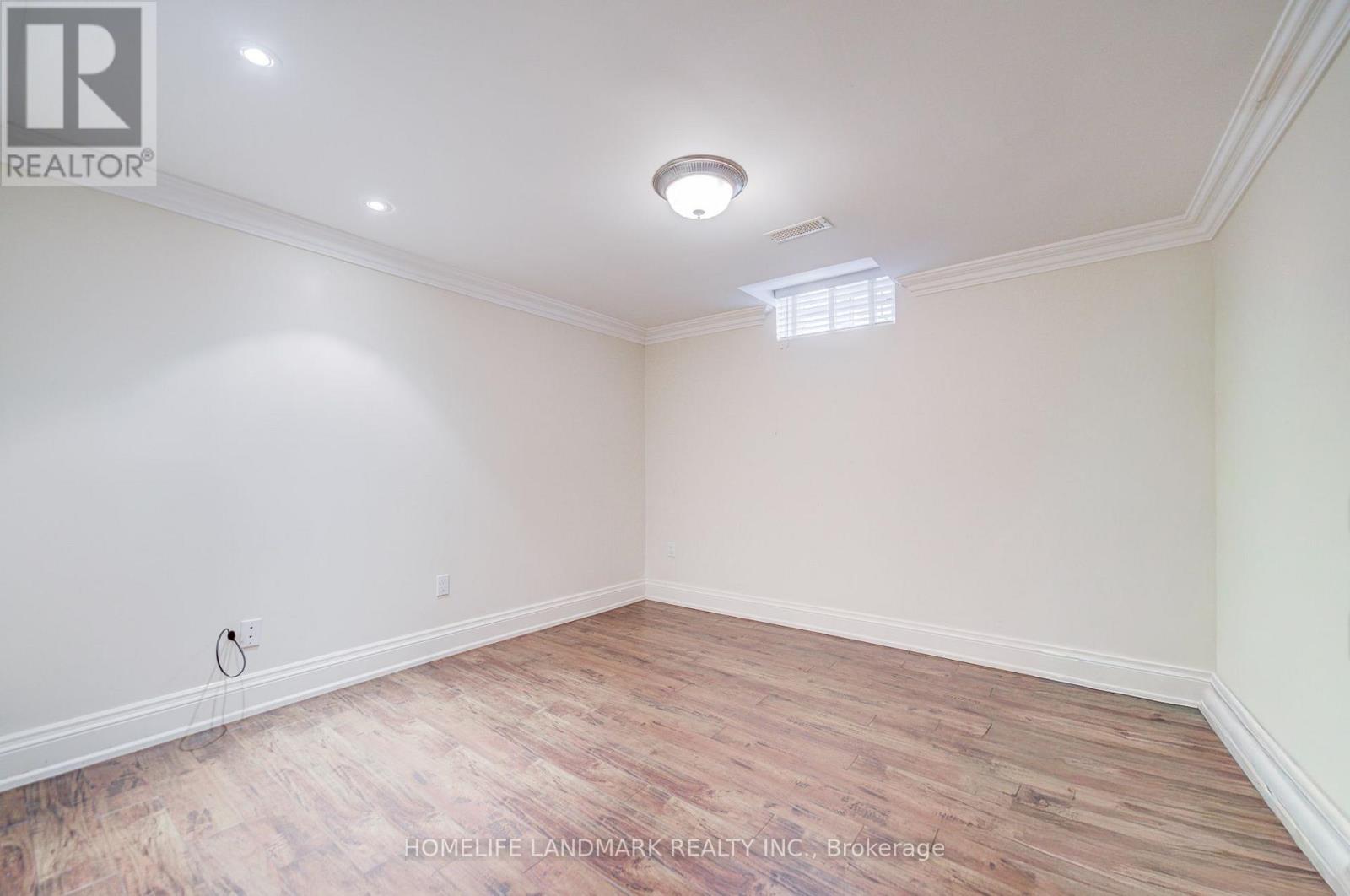 37 Maimonides Court Property Photo 46