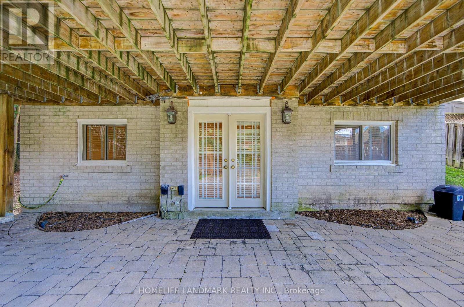 37 Maimonides Court Property Photo 50