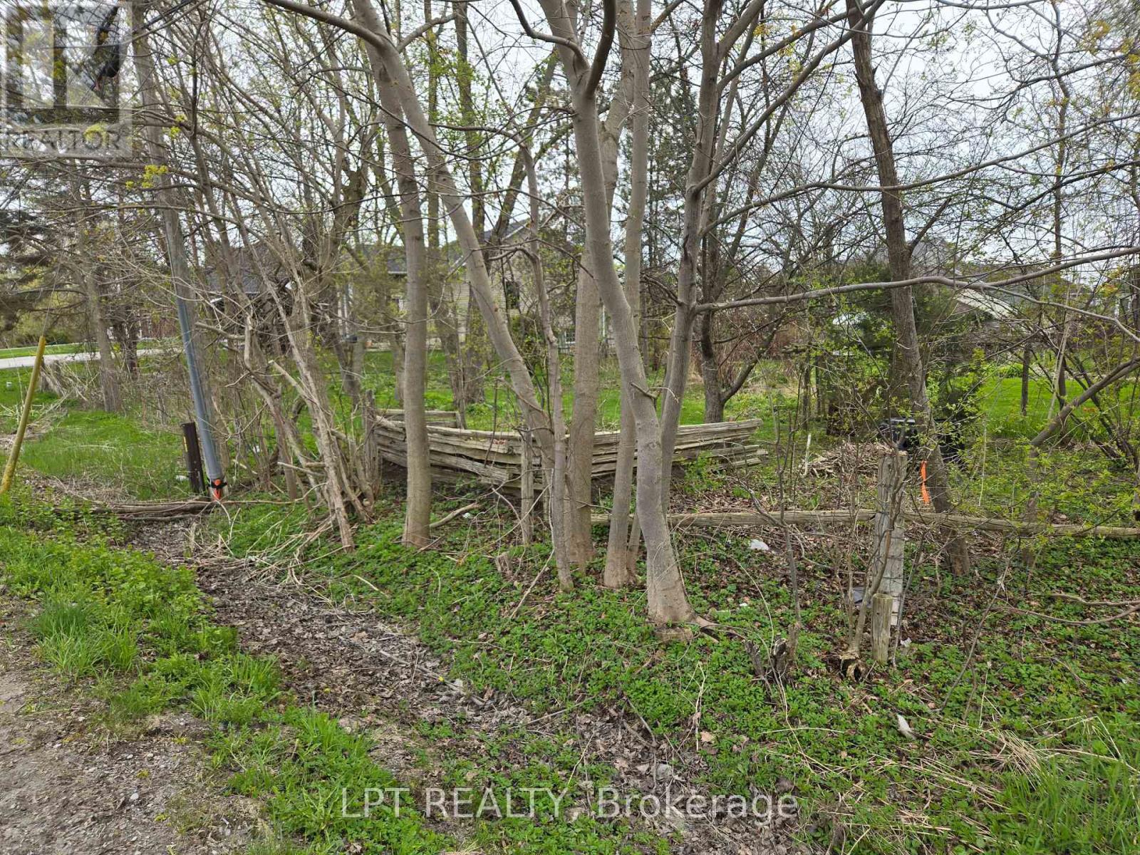 Lot Metro Road N Property Photo 9