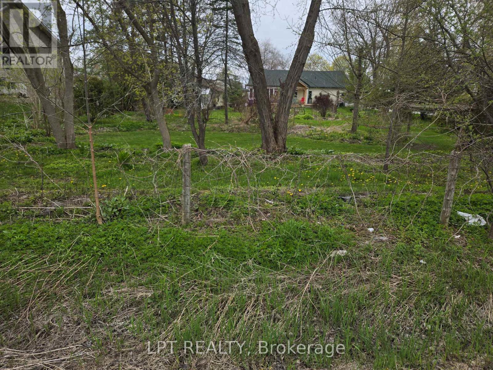 Lot Metro Road N Property Photo 10
