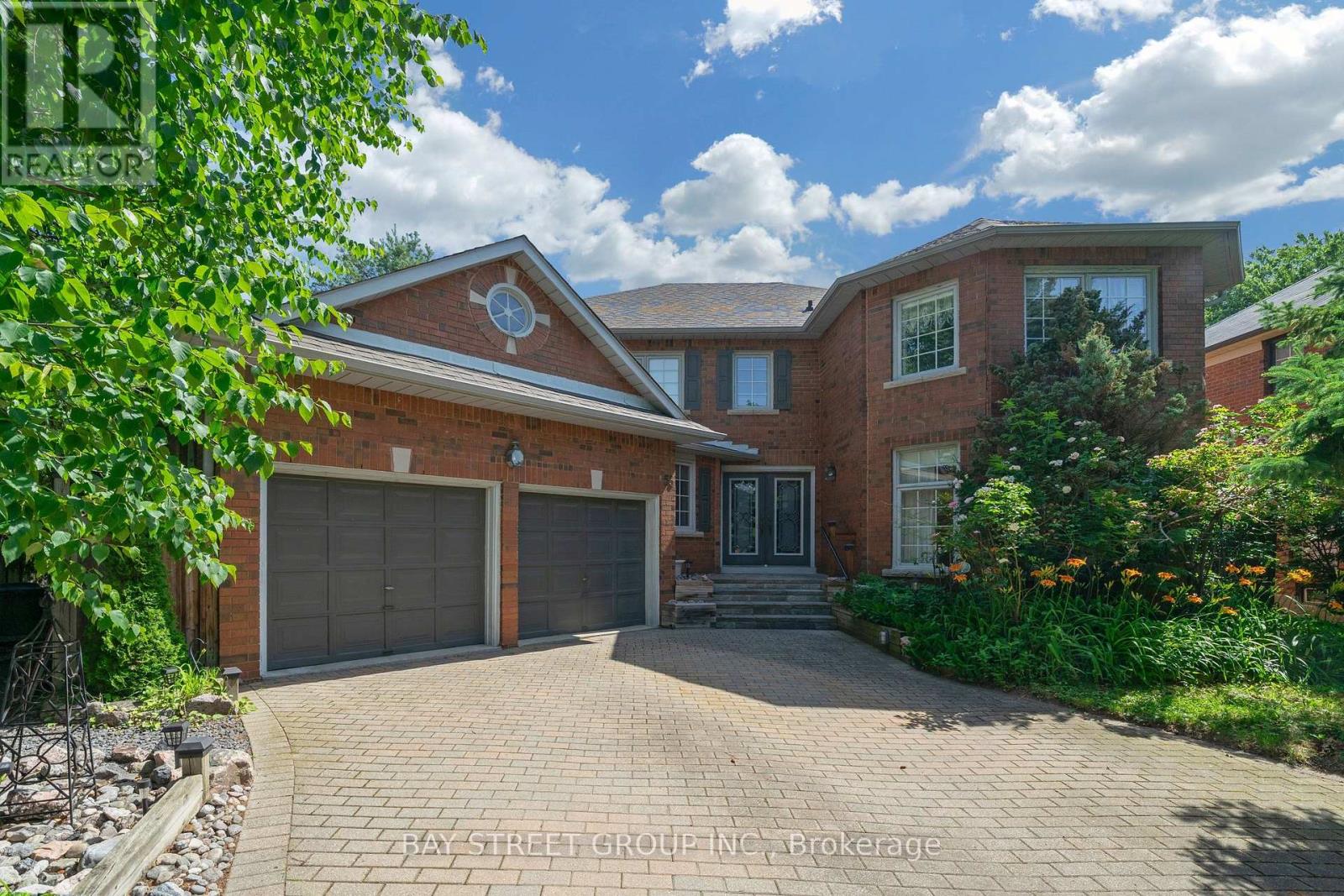 53 Strathearn Avenue Property Photo 1