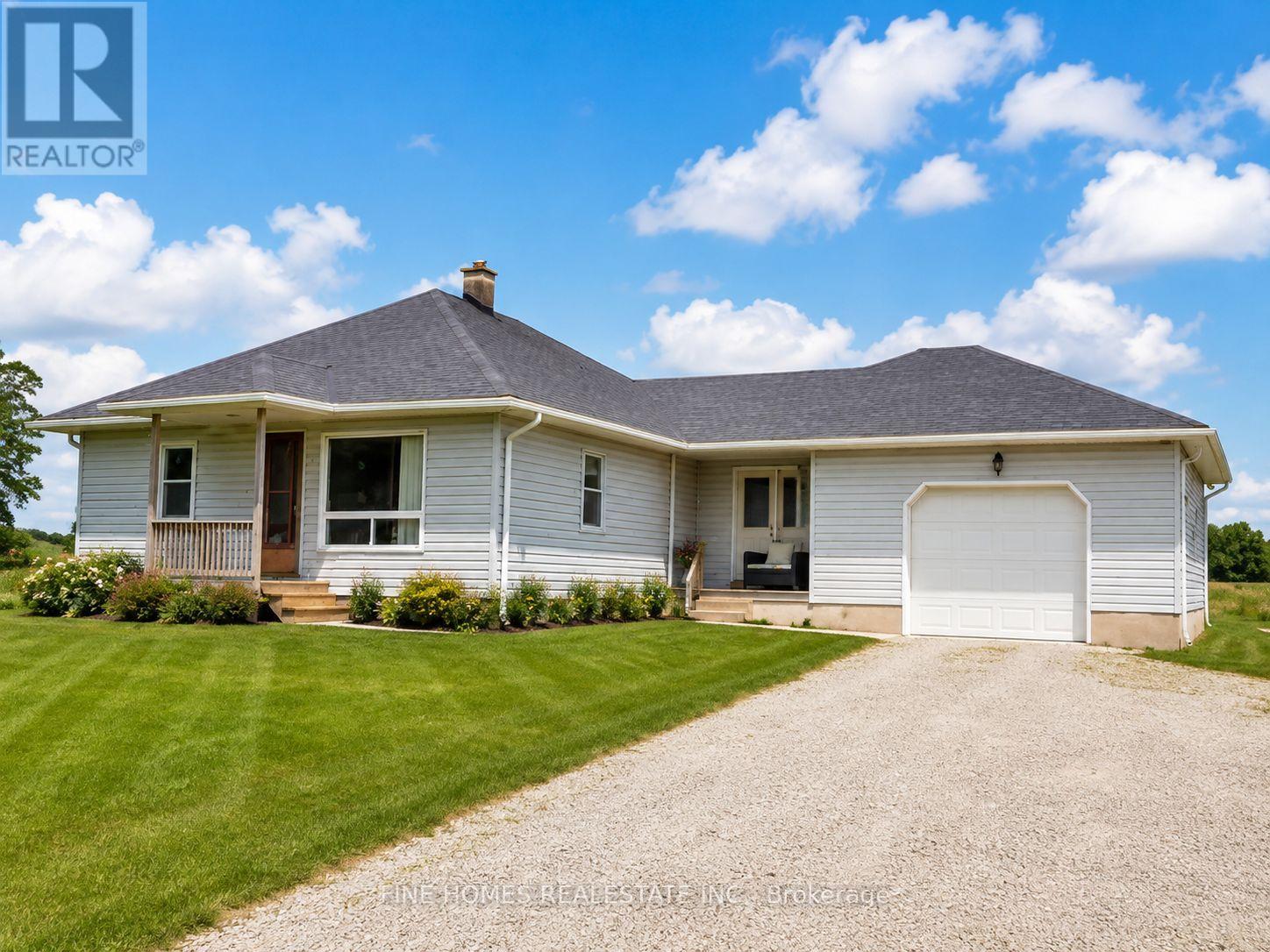 4100 6th Line Property Photo 3