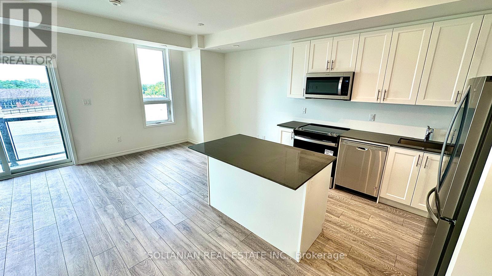 8 - 20 Lytham Green Circle Property Photo 7