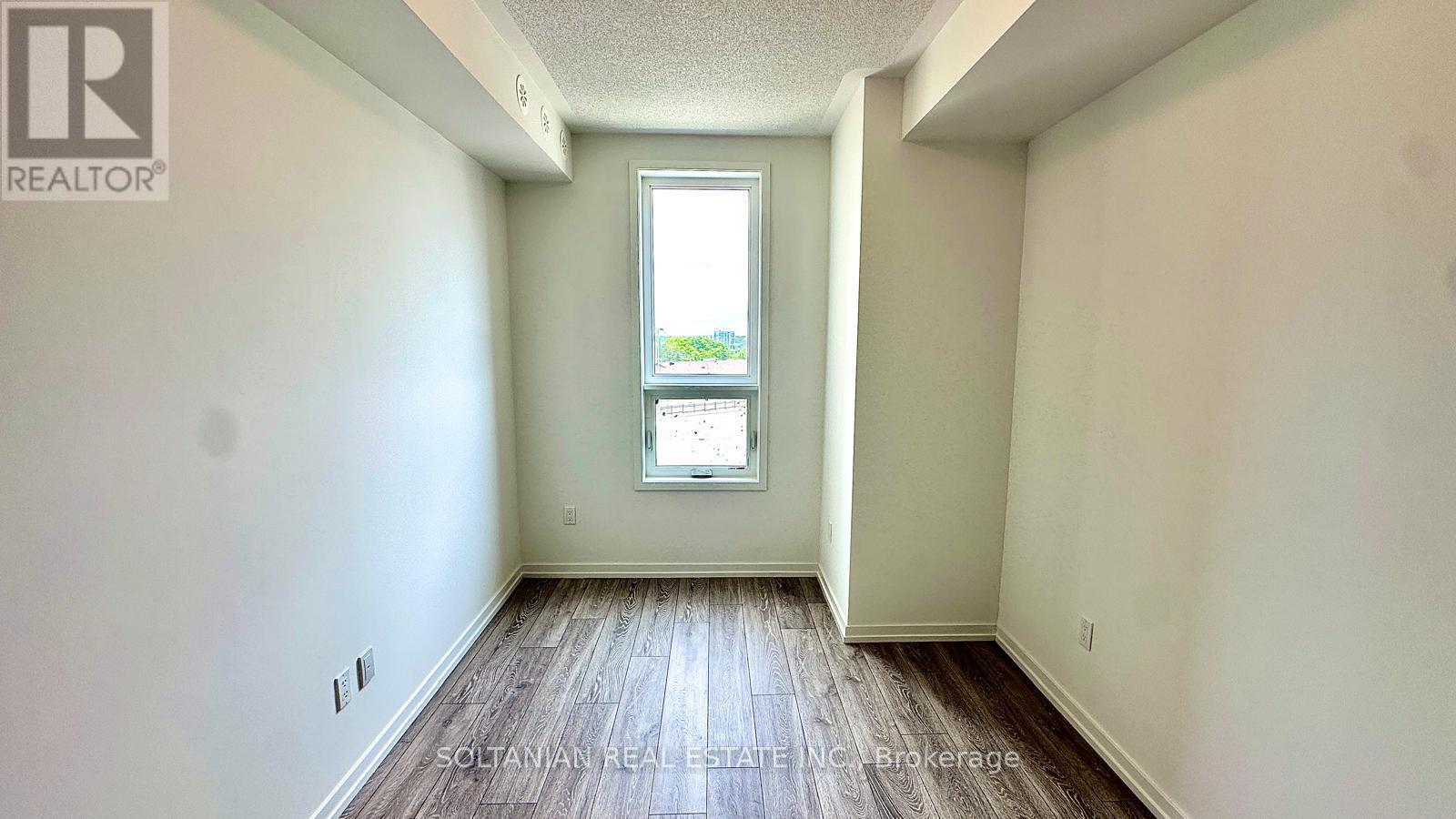 8 - 20 Lytham Green Circle Property Photo 20