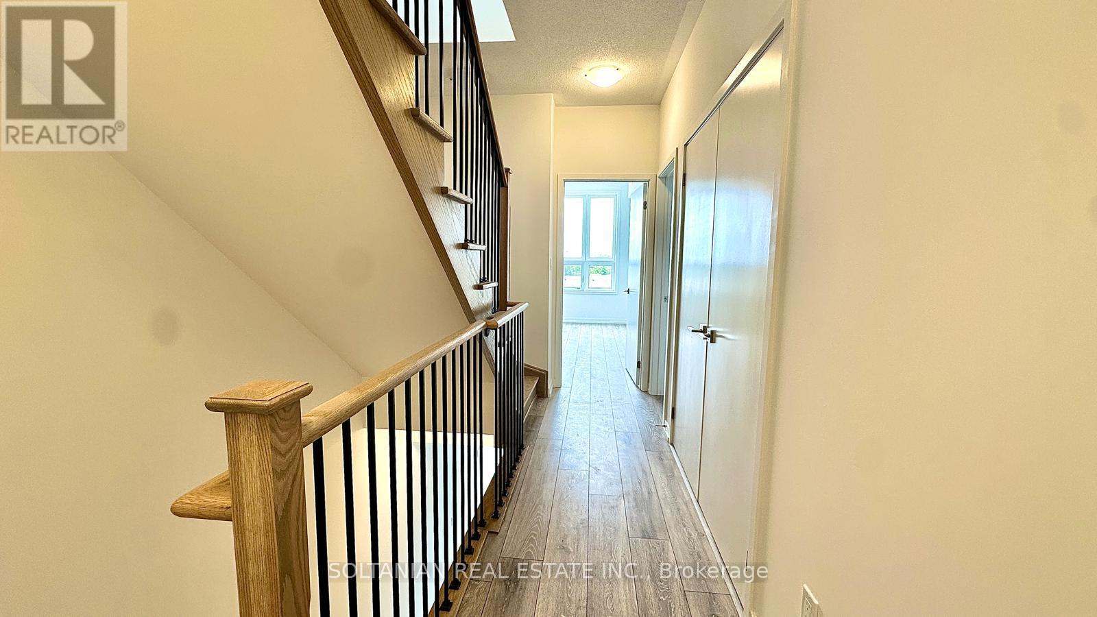 8 - 20 Lytham Green Circle Property Photo 26