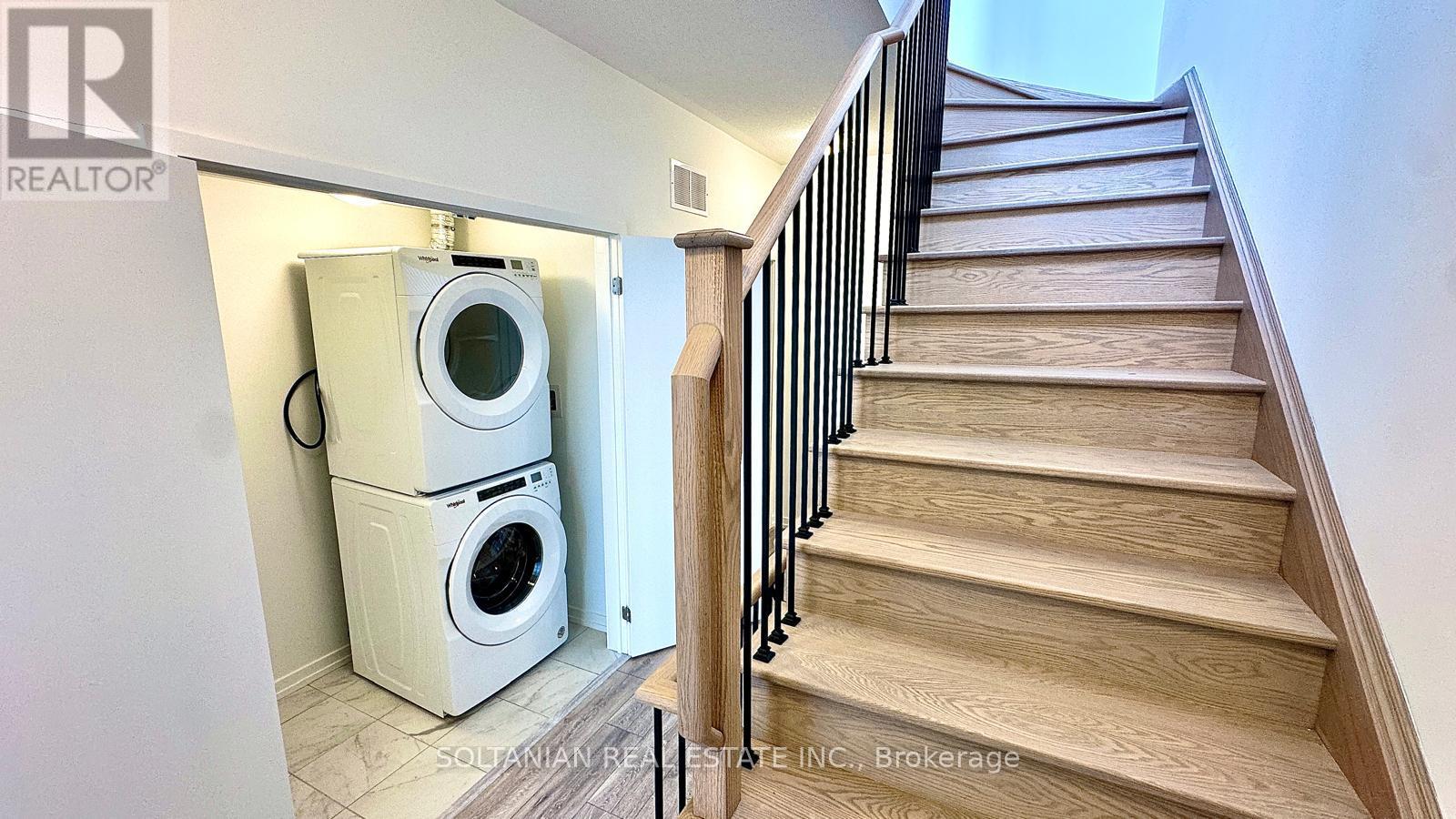 8 - 20 Lytham Green Circle Property Photo 27