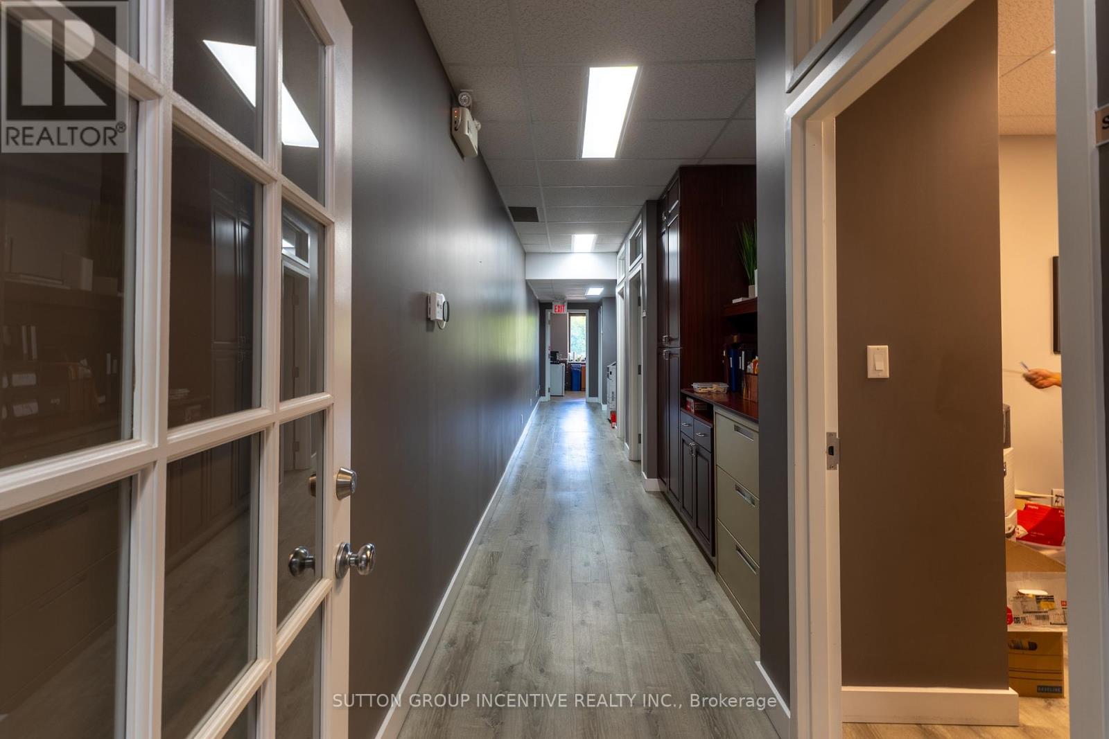 22/24 Victoria Street W Property Photo 21