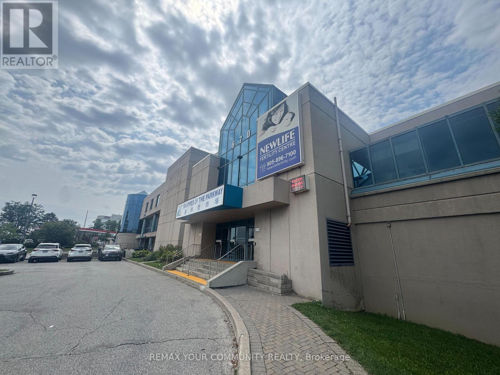 8 - 670 HIGHWAY 7 STREET E