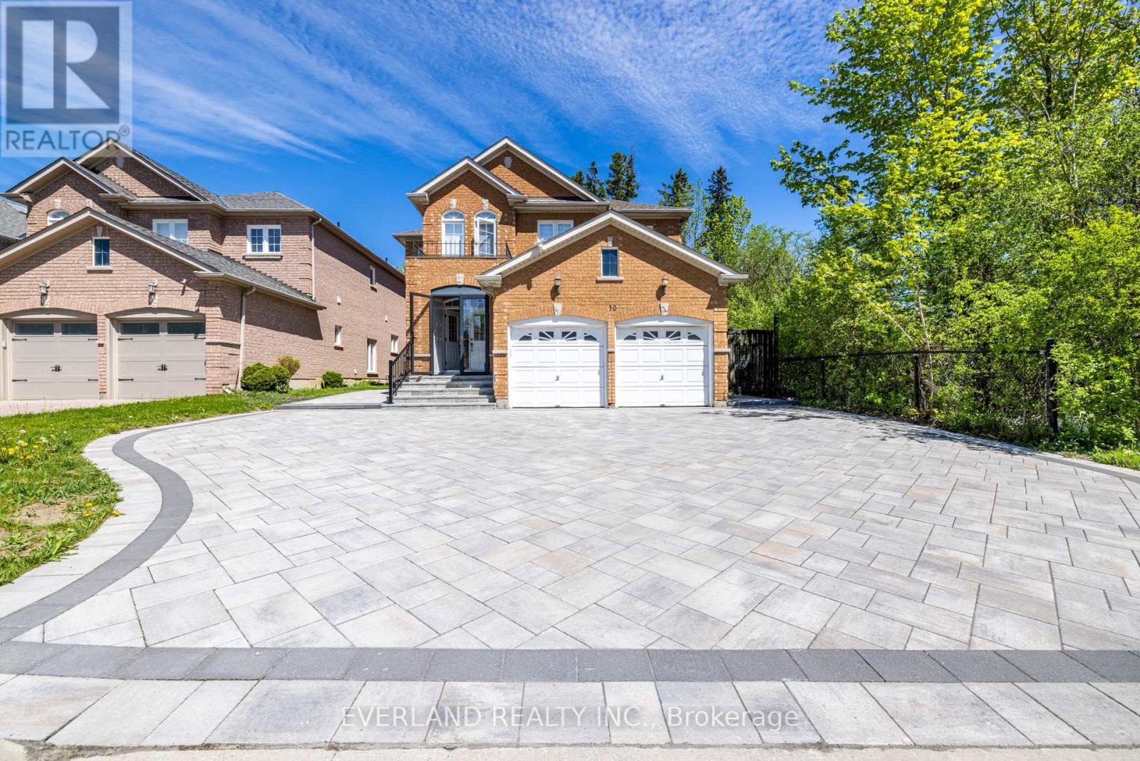 10 MEGARRY COURT