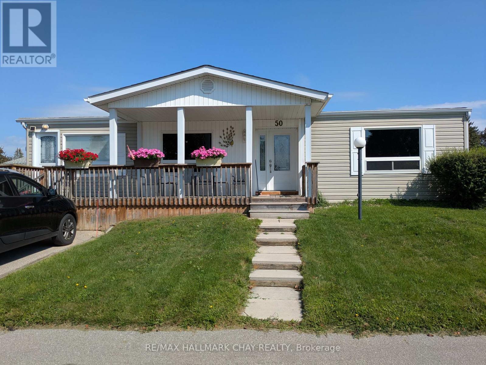 50 LINDEN LANE Property Photo 1