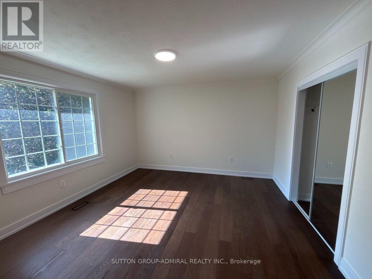Main Floor - 86 Hamilton Drive Property Photo 23