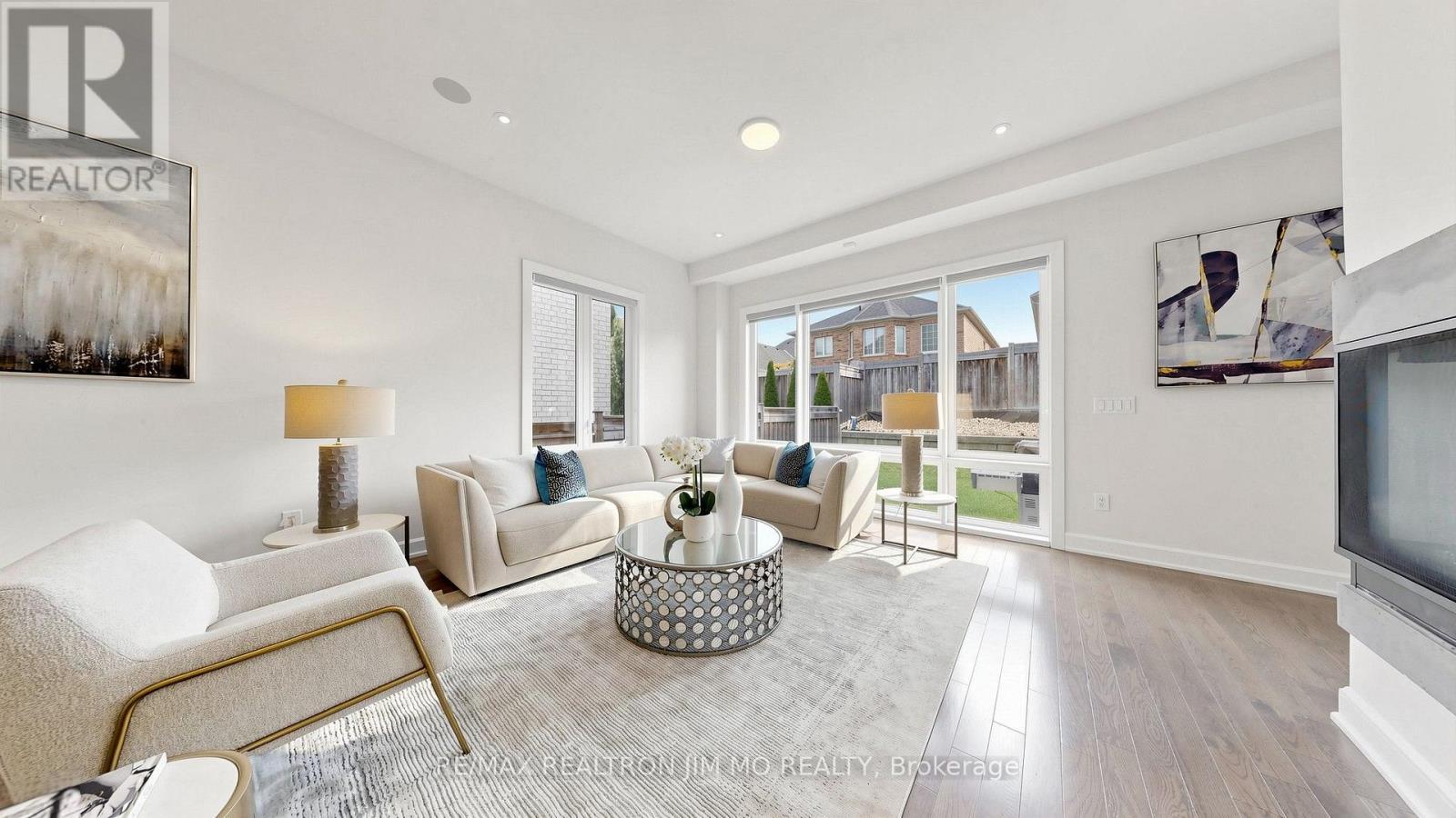 16 Farrell Road Property Photo 4