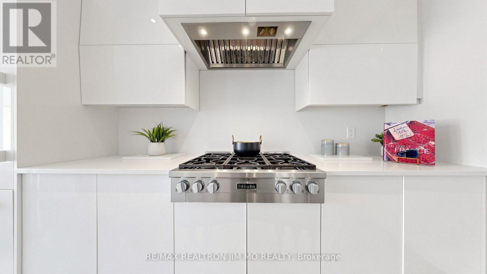 16 Farrell Road Property Photo 17