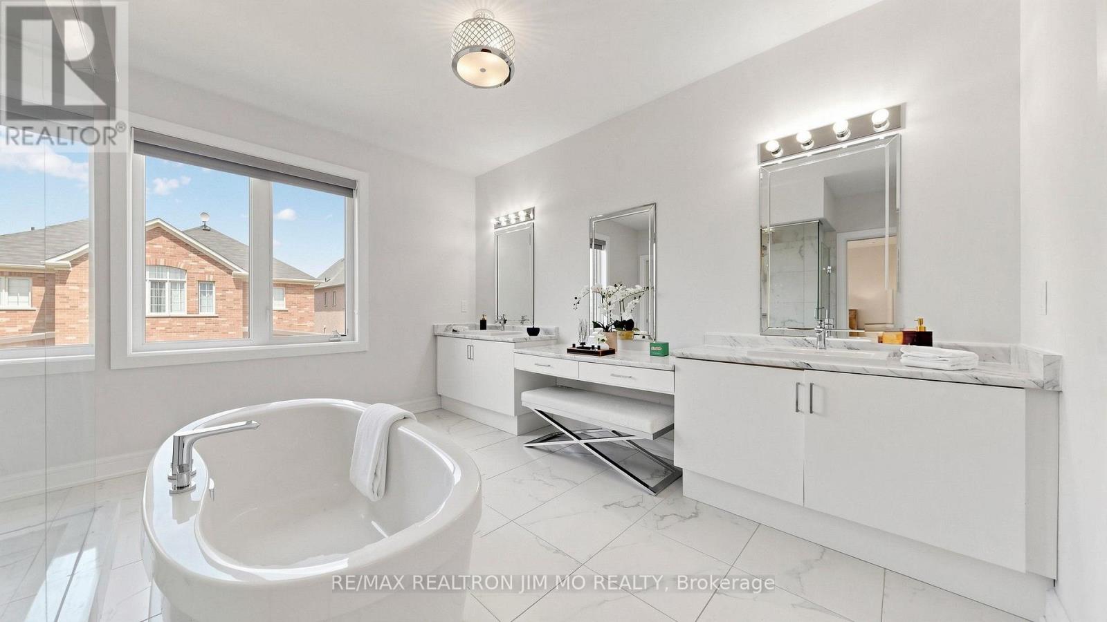 16 Farrell Road Property Photo 30