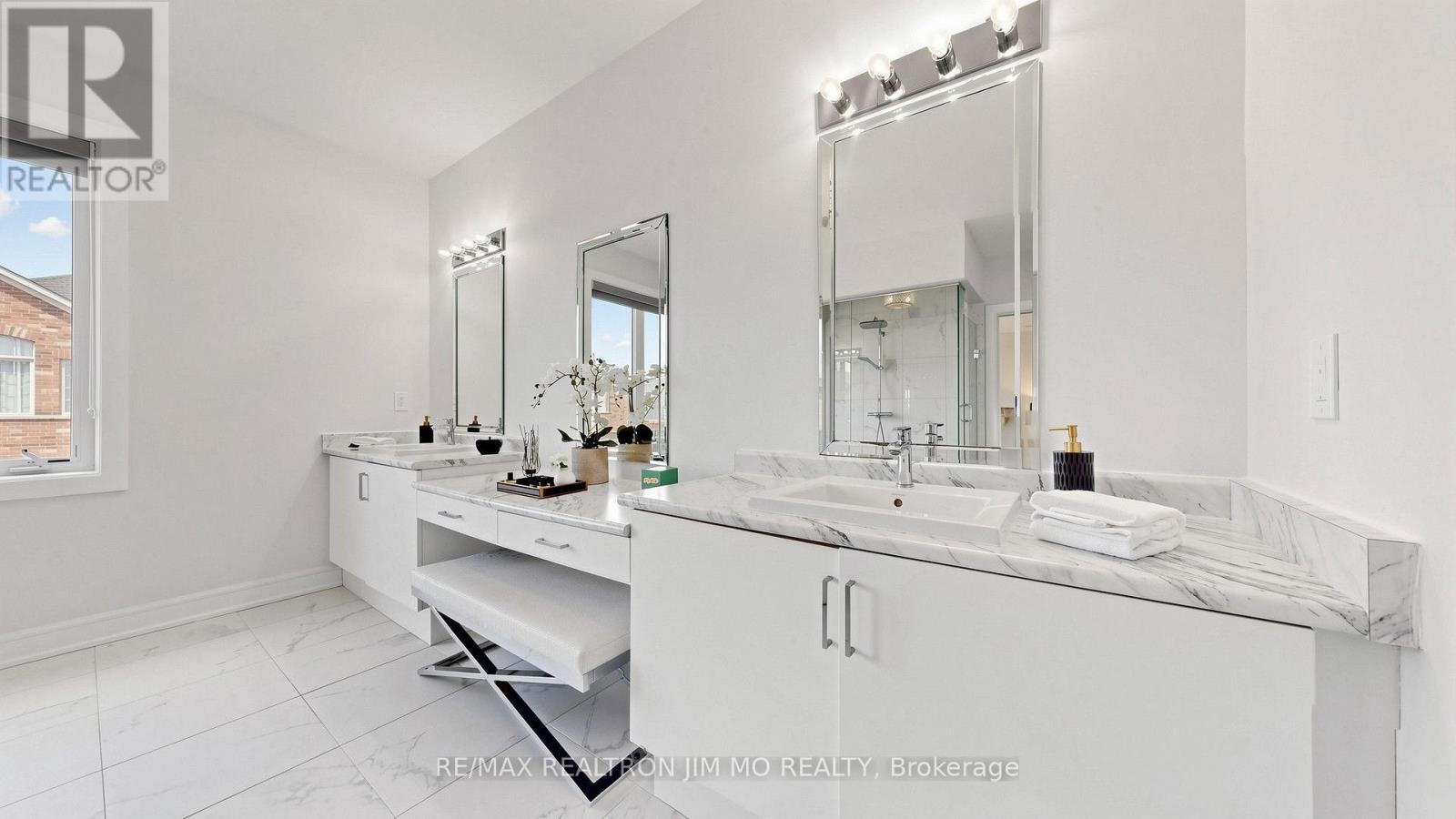 16 Farrell Road Property Photo 31
