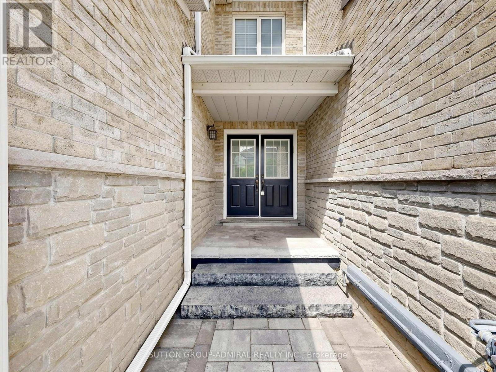 12 Elderbrook Crescent Property Photo 3
