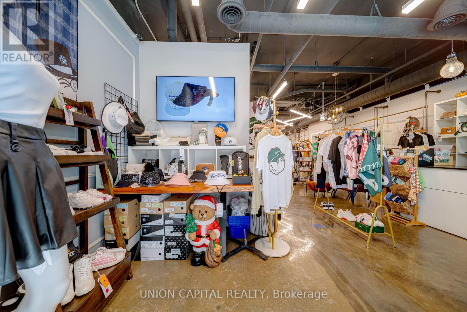F - 60 South Town Centre Boulevard Property Photo 2