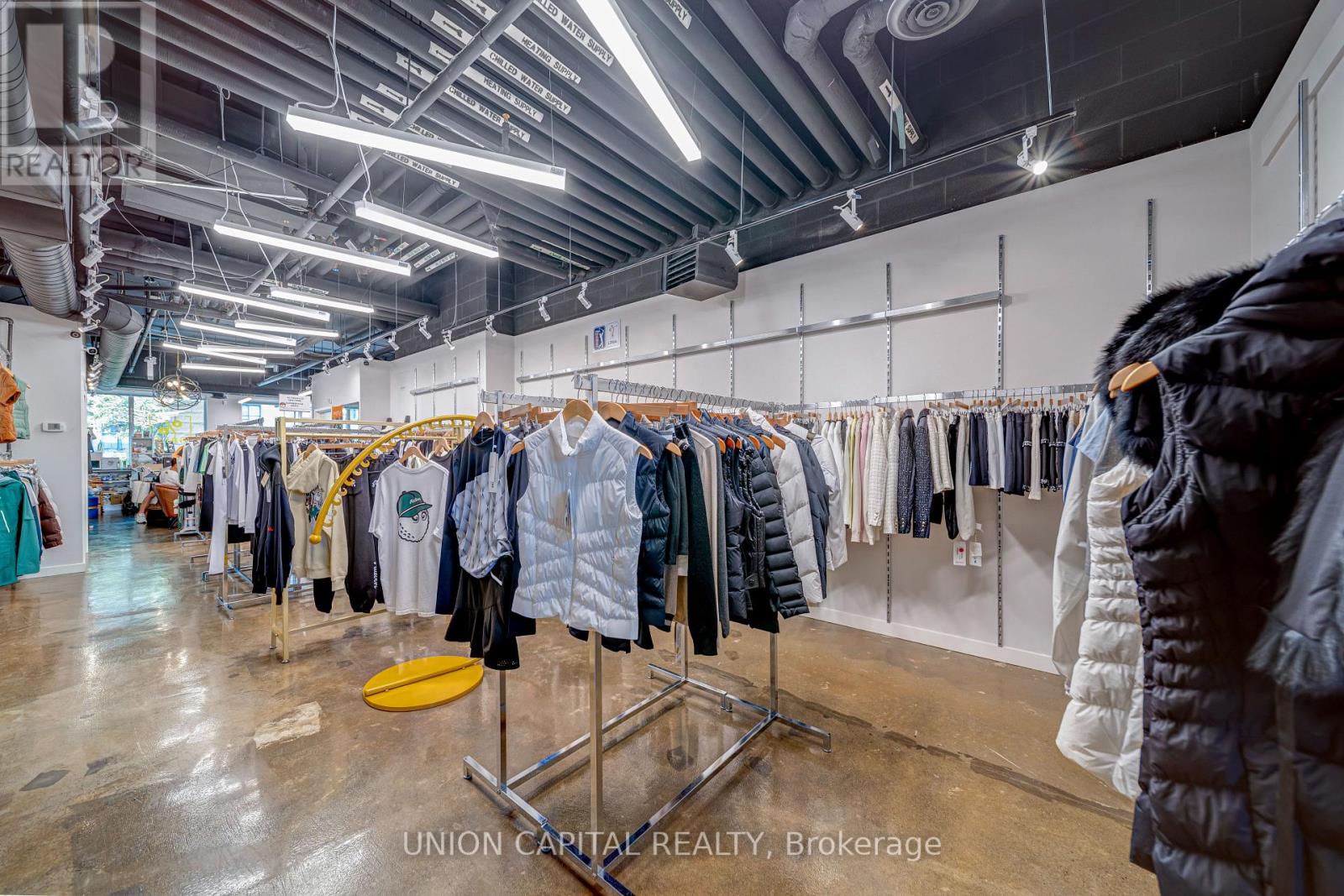 F - 60 South Town Centre Boulevard Property Photo 12