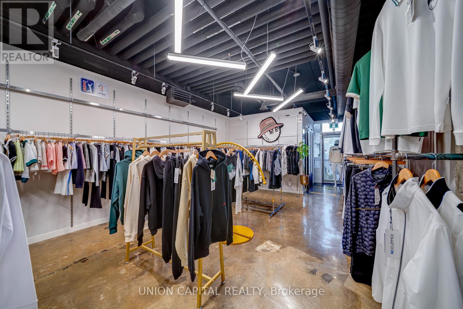 F - 60 South Town Centre Boulevard Property Photo 18