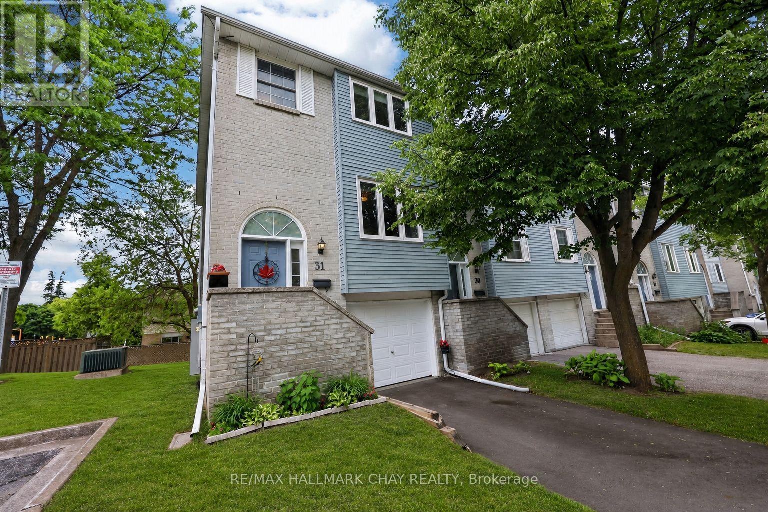 31 HARMONY CIRCLE
