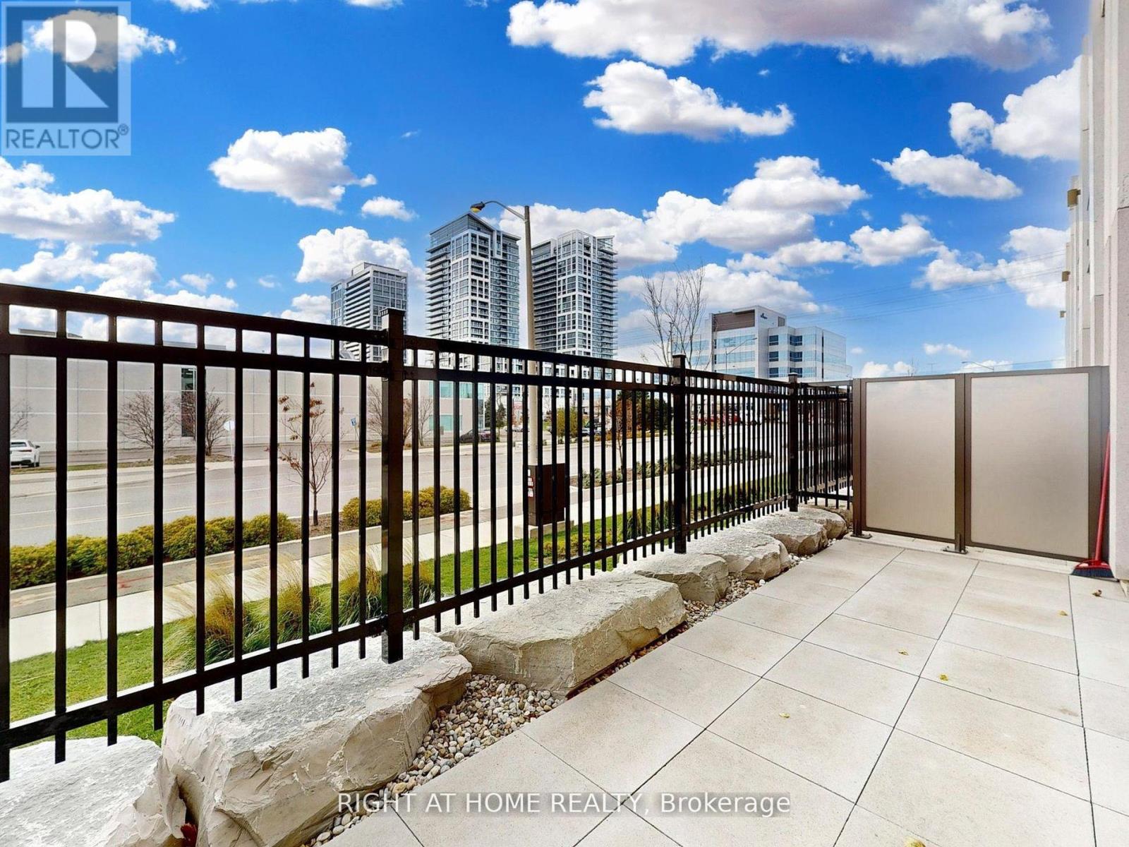 106 - 9075 Jane Street Property Photo 37