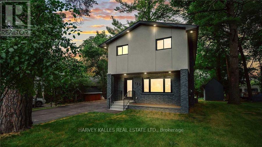123 SAND ROAD Property Photo 1