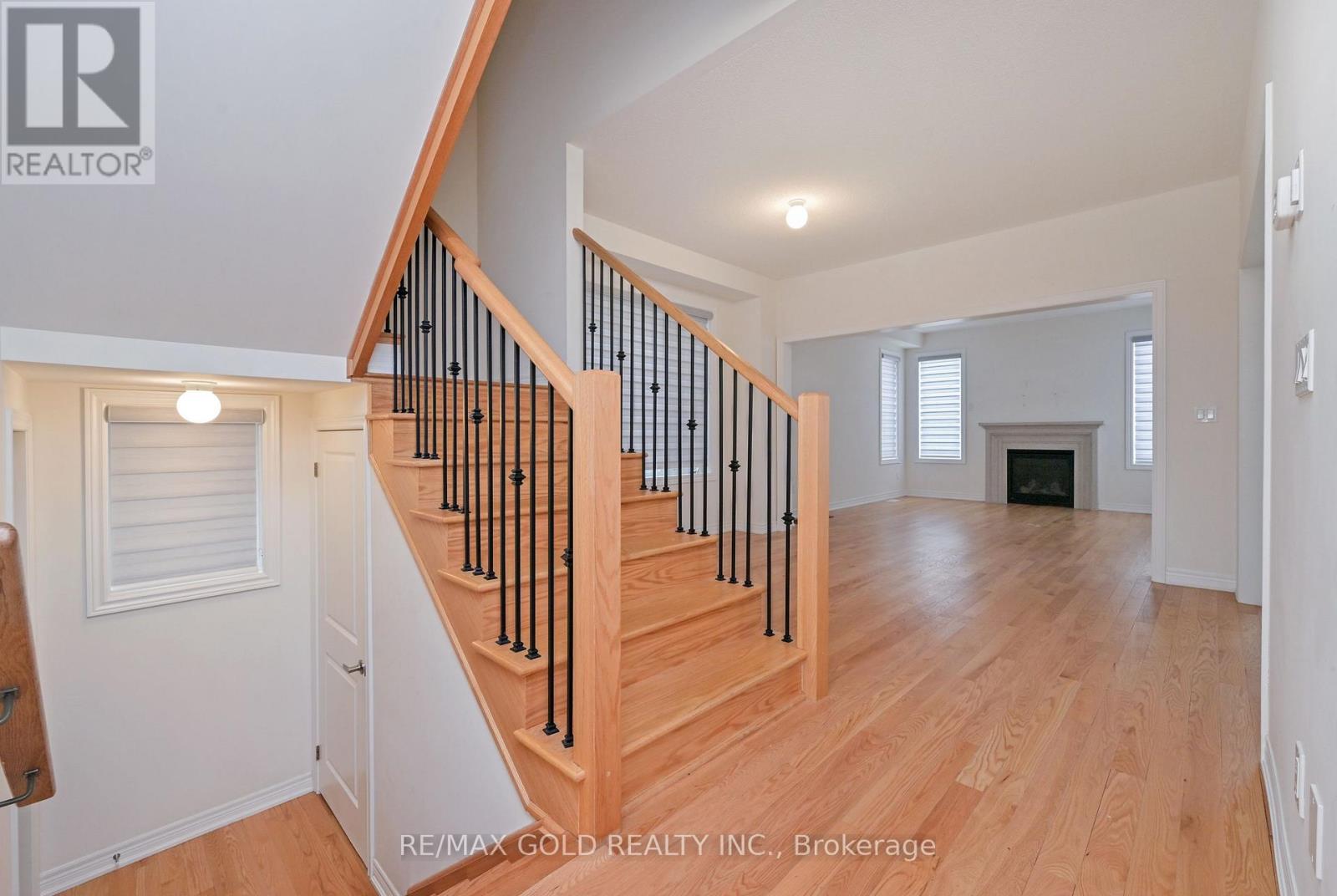 1345 Davis Loop Property Photo 6