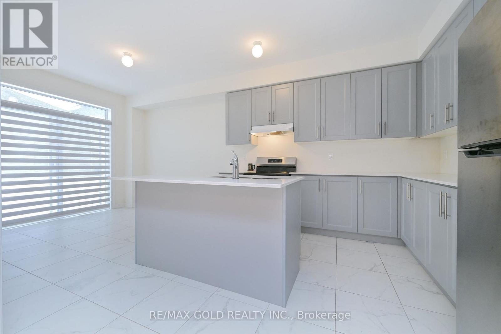 1345 Davis Loop Property Photo 11