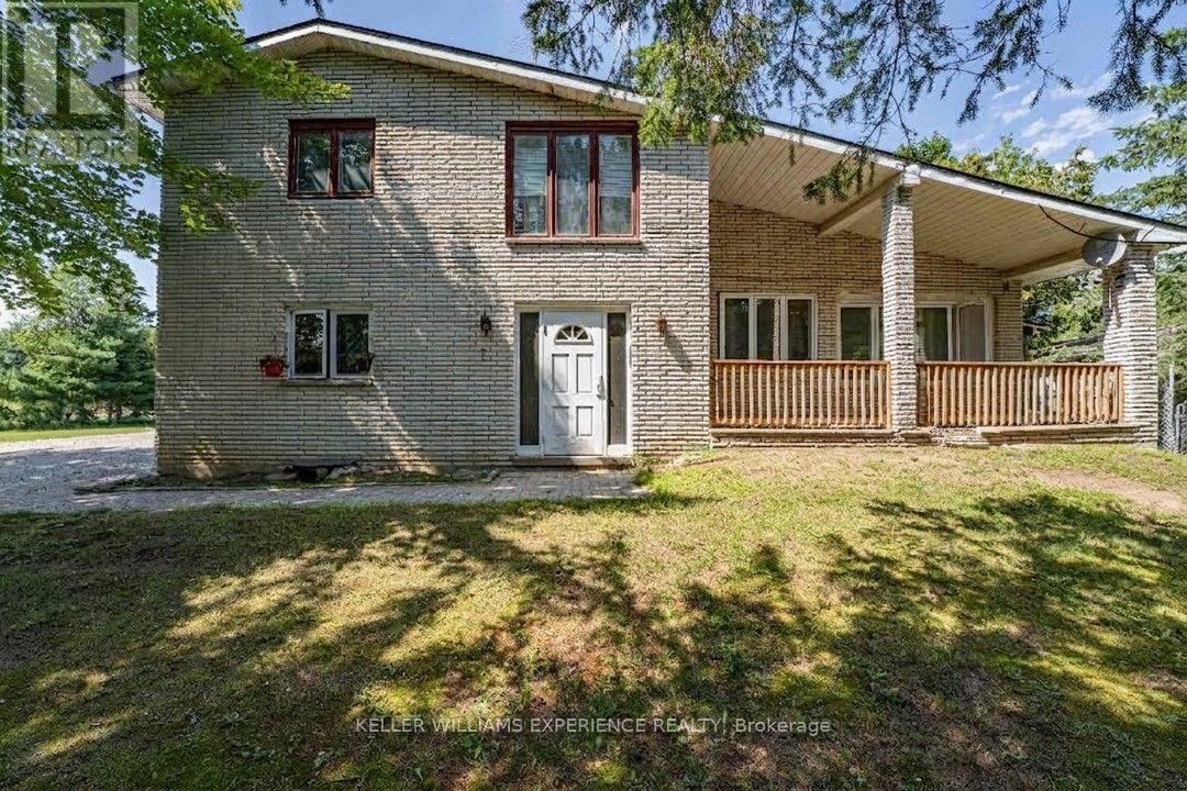 8867 Mckinnon Road Photo de la propriété 1