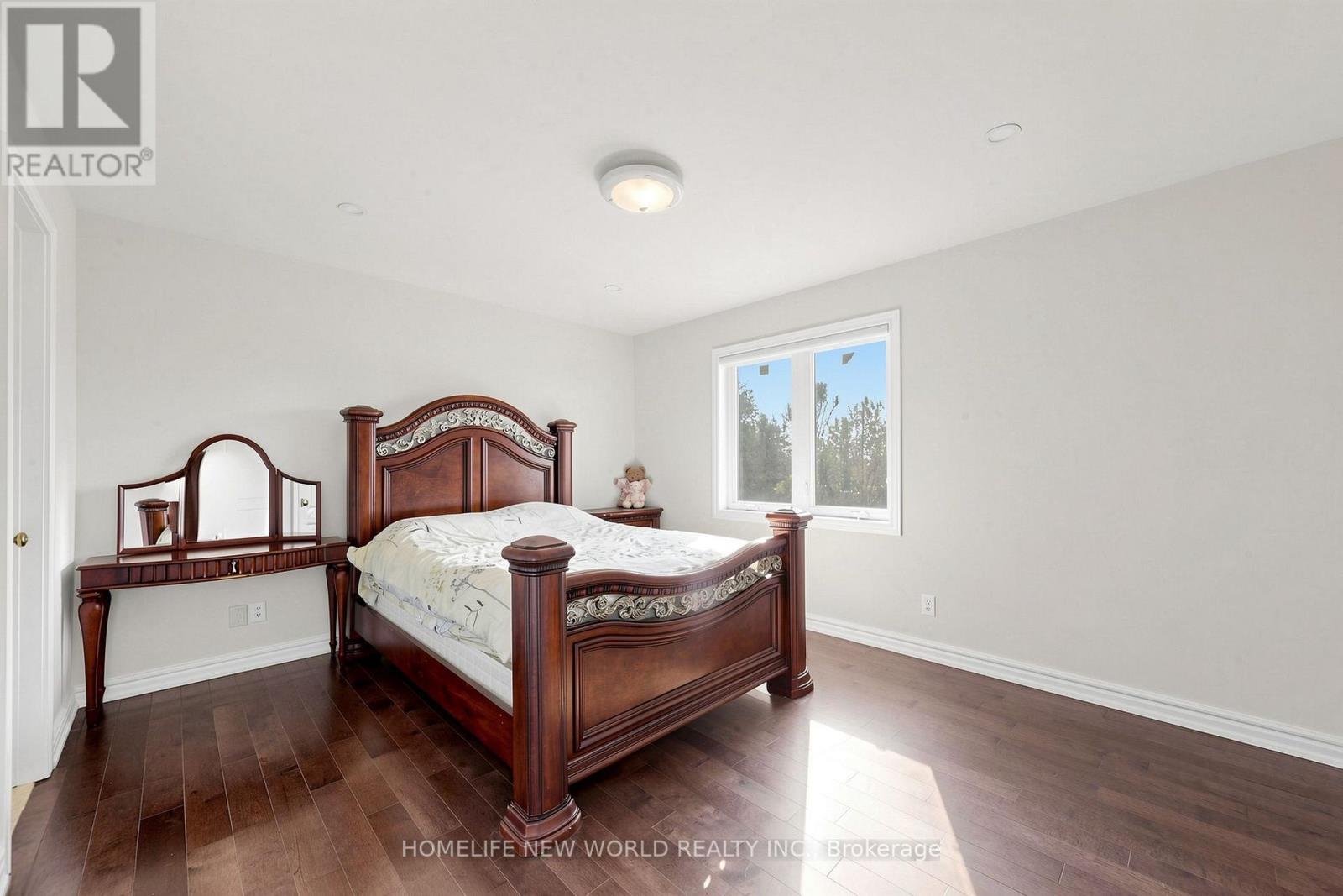 27 Walnut Glen Place Property Photo 29