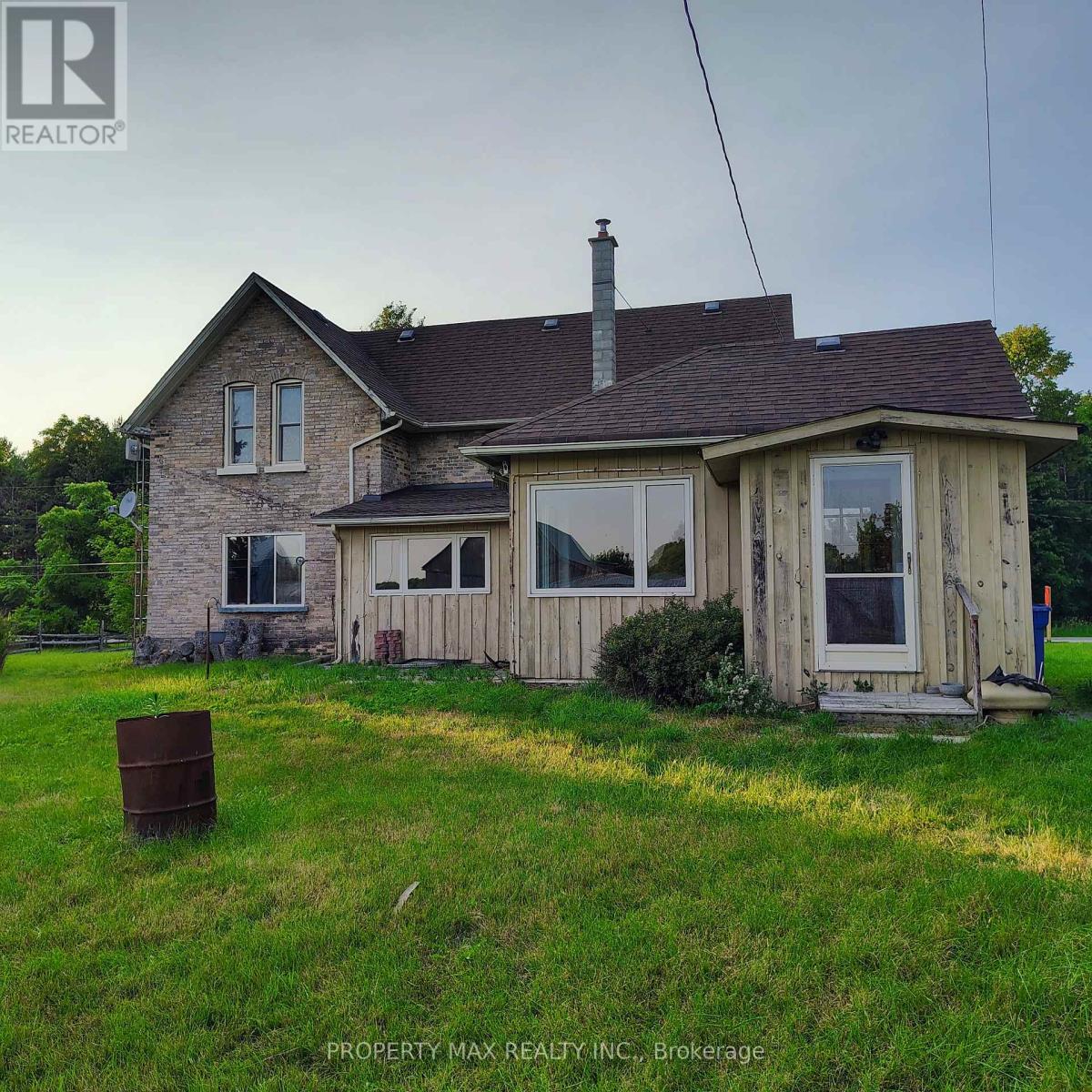 5363 Davis Drive Property Photo 4