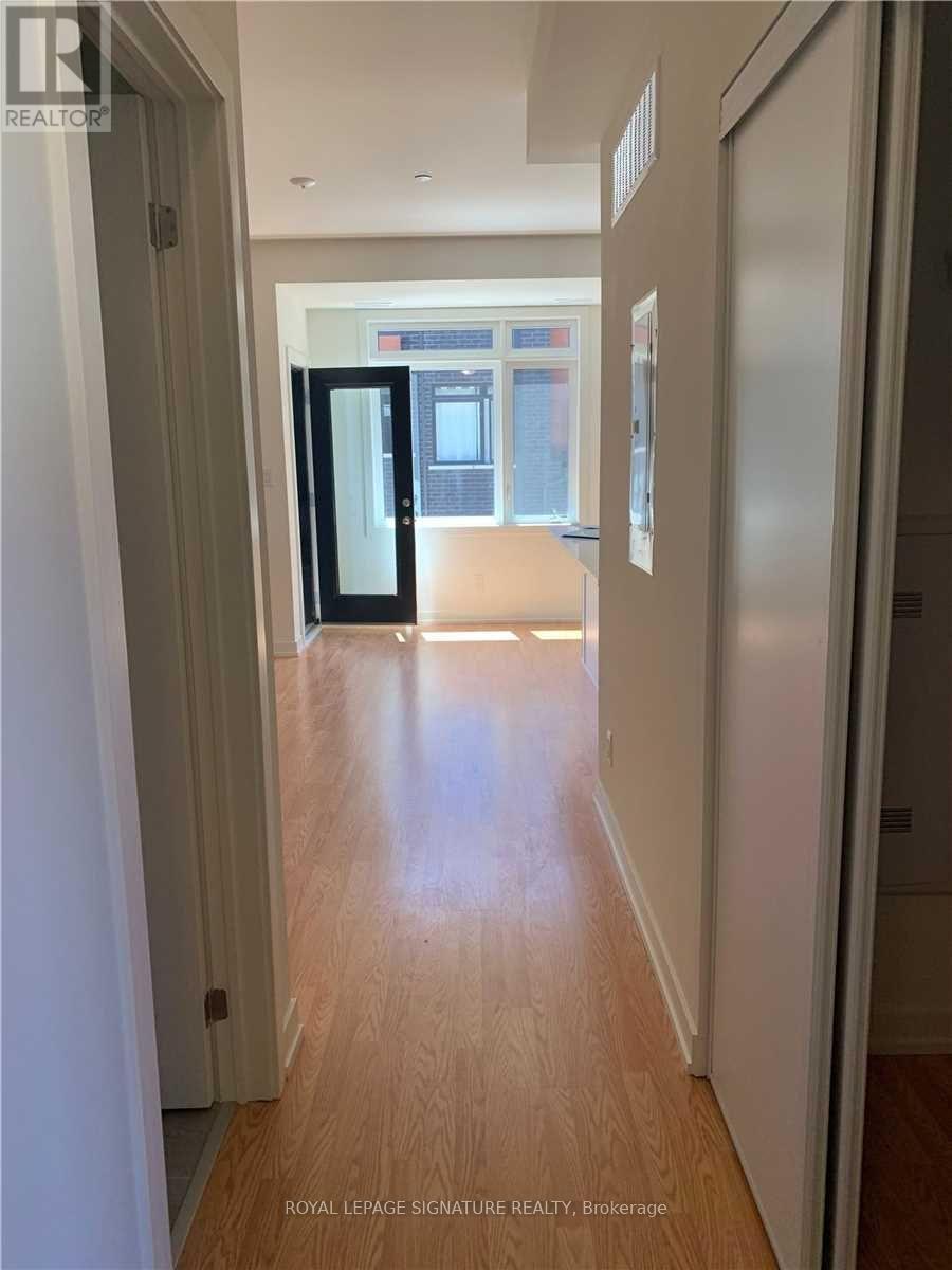 63 - 370B RED MAPLE ROAD Property Photo 1