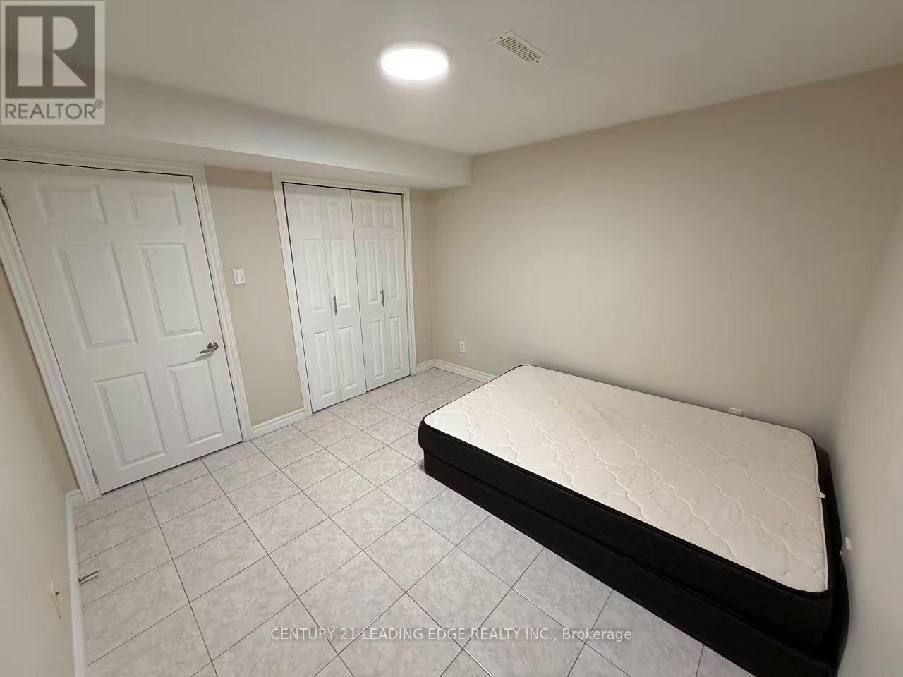 Bsmt - 5 Shadlock Street Property Photo 6