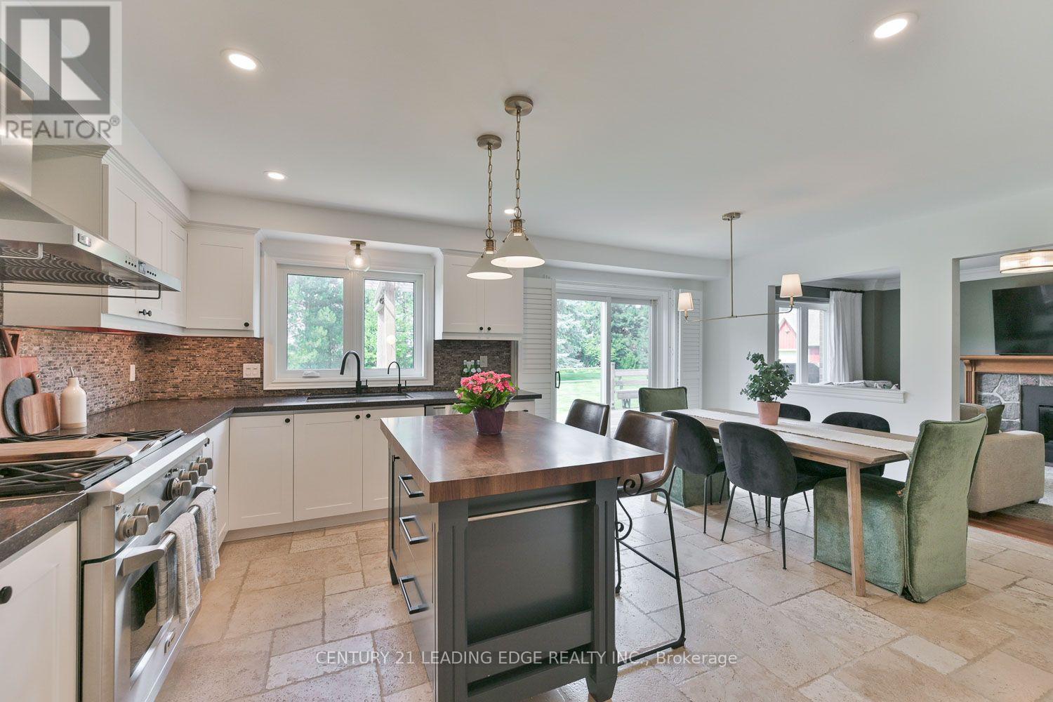 12 Taylor Drive Property Photo 13