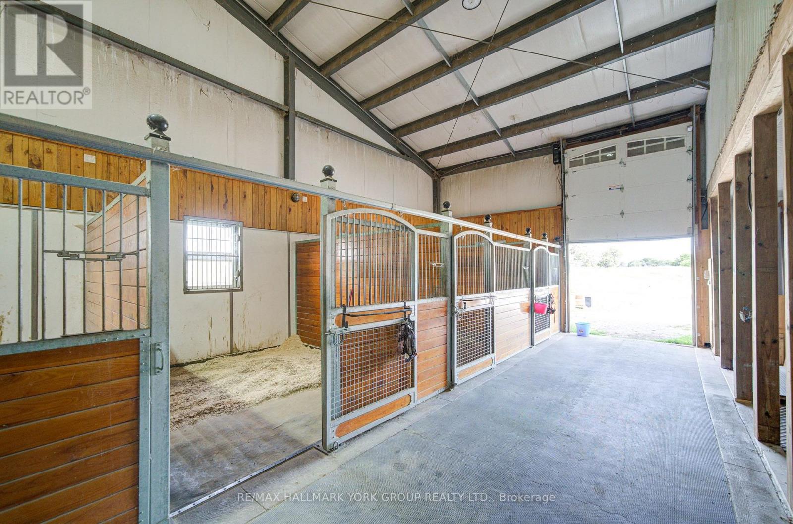 16979 Ninth Line Property Photo 21
