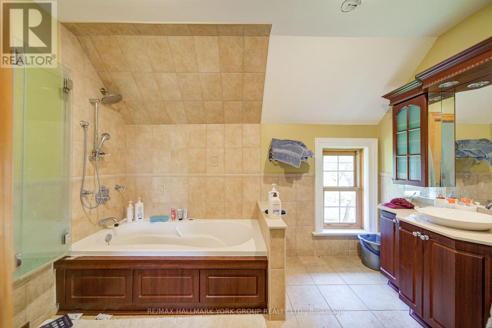 16979 Ninth Line Property Photo 31