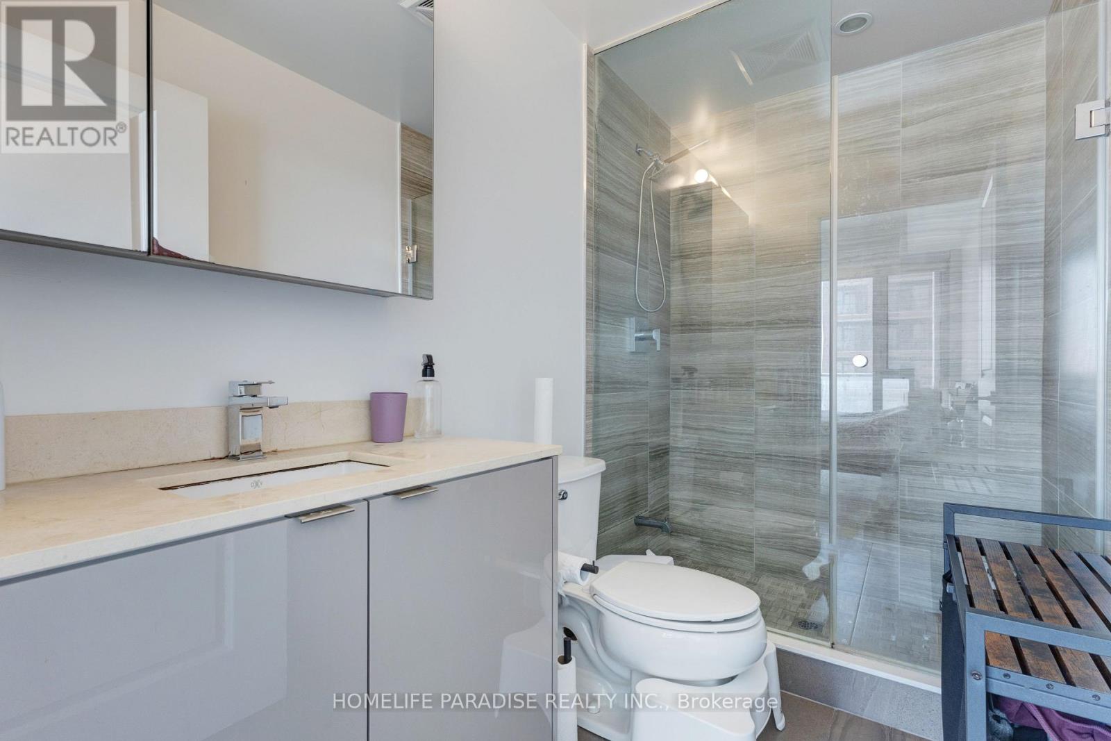 319 - 100 Eagle Rock Way Property Photo 12