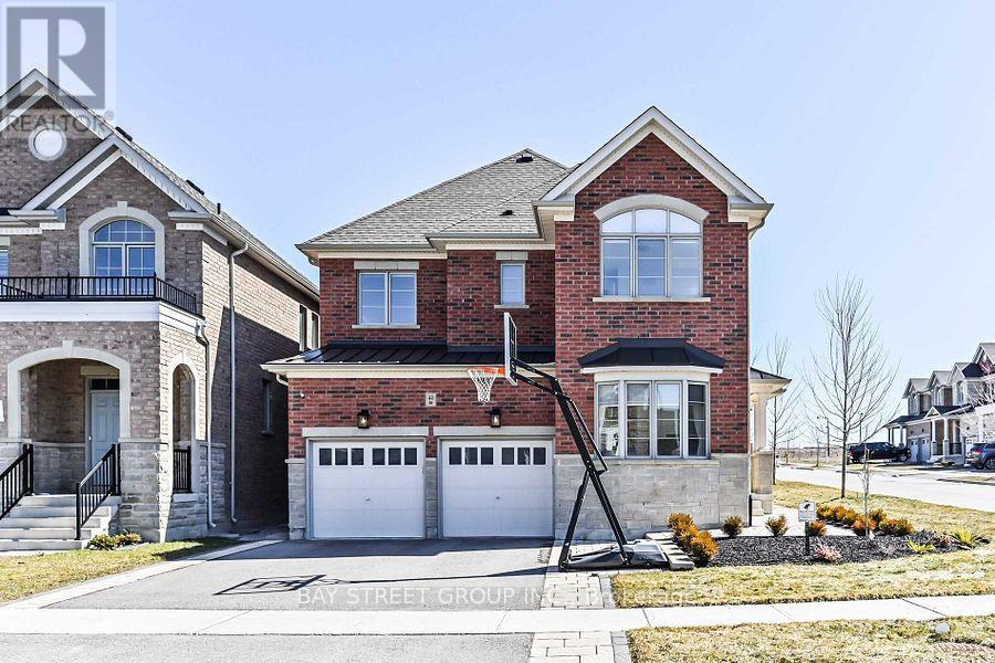 44 CLARA MAY AVENUE Property Photo 1