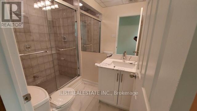 Upper - 458 Service Road Property Photo 6
