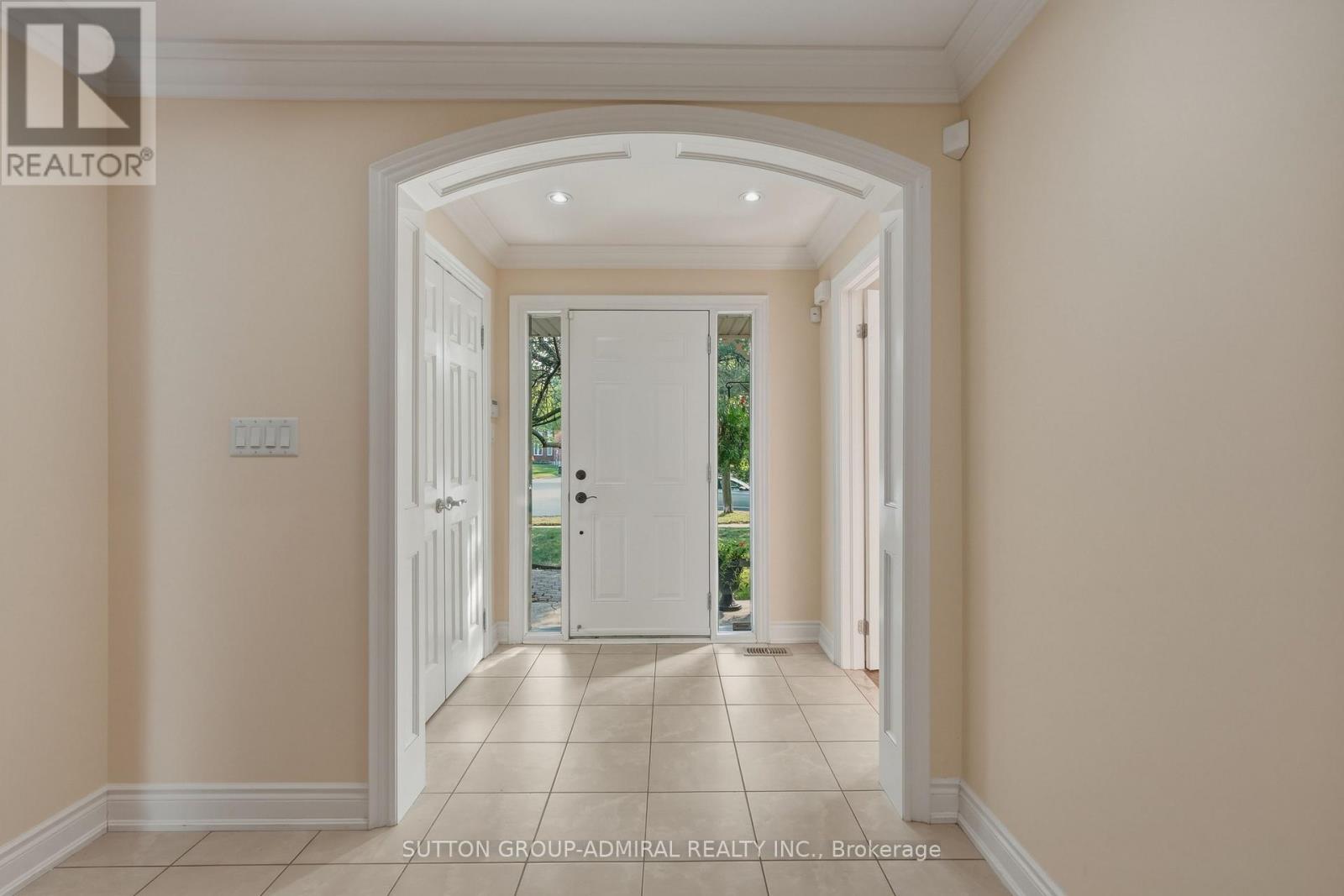 90 Brillinger Street Property Photo 3