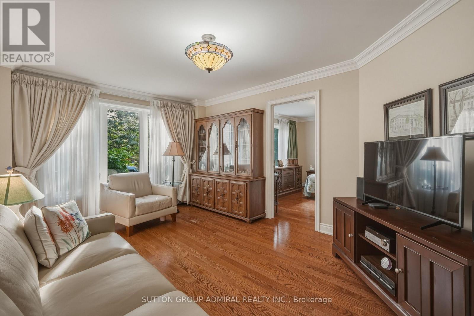 90 Brillinger Street Property Photo 16