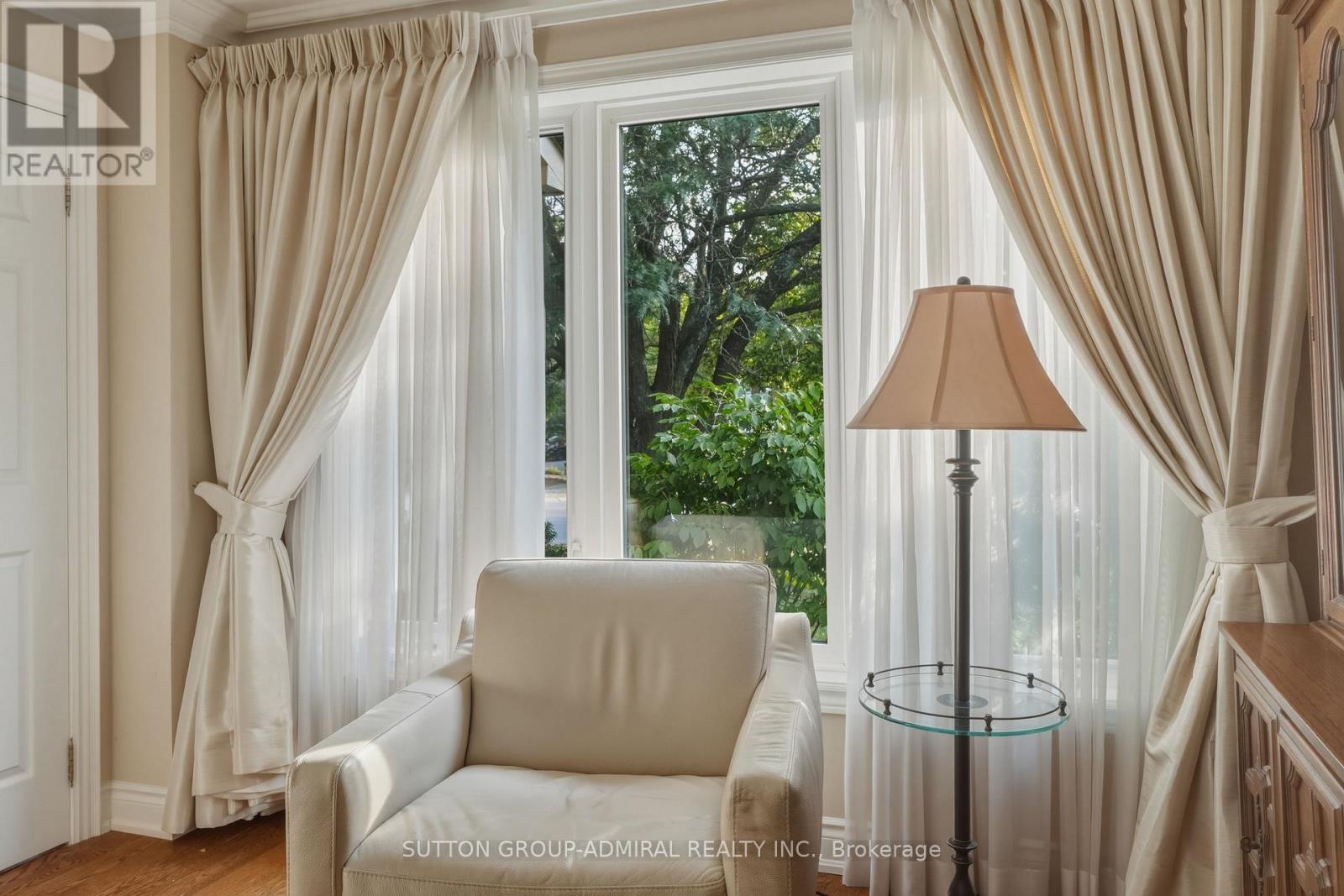 90 Brillinger Street Property Photo 17